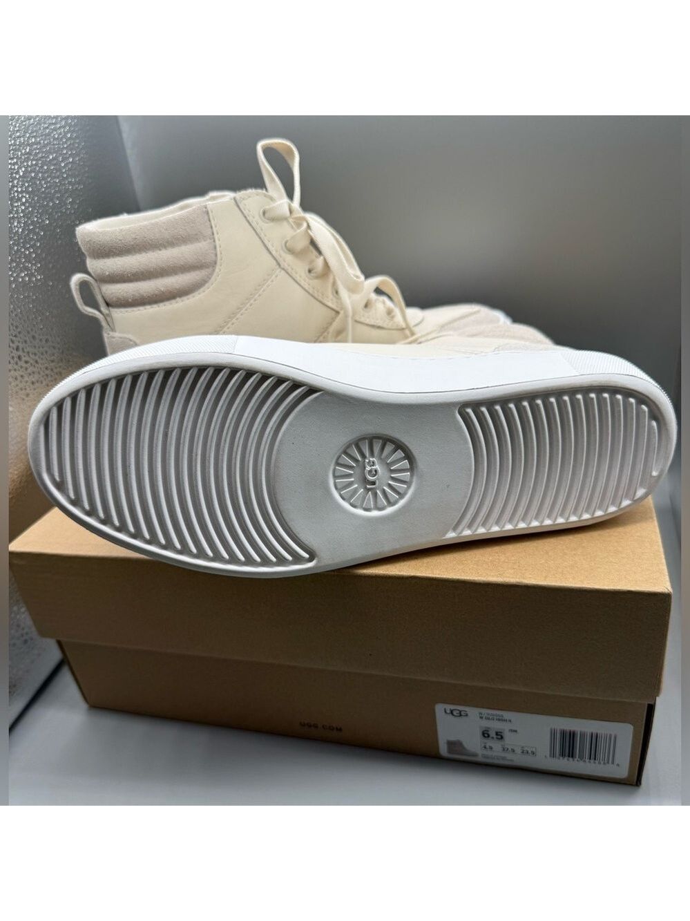 UGG W Zilo High II Women’s Suede High Top Sneakers Boots – White, Size 6.5, NIB - Picture 6 of 11
